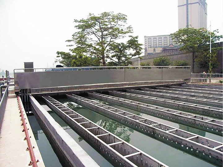 非金屬鏈條刮泥機（jī）